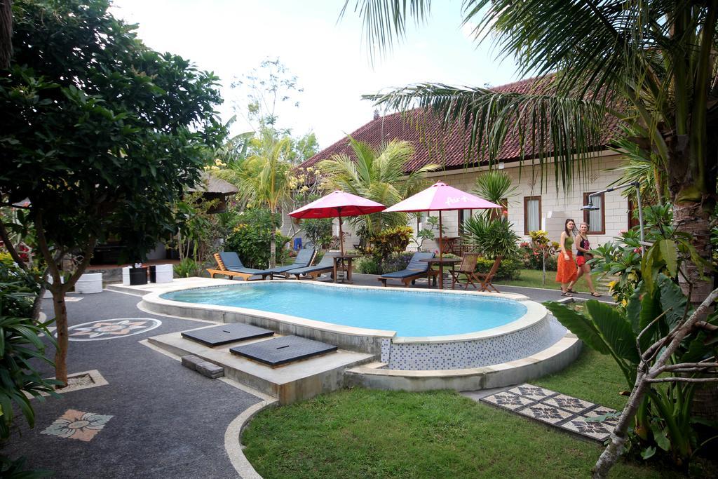 Rambo Homestay Uluwatu Exterior foto