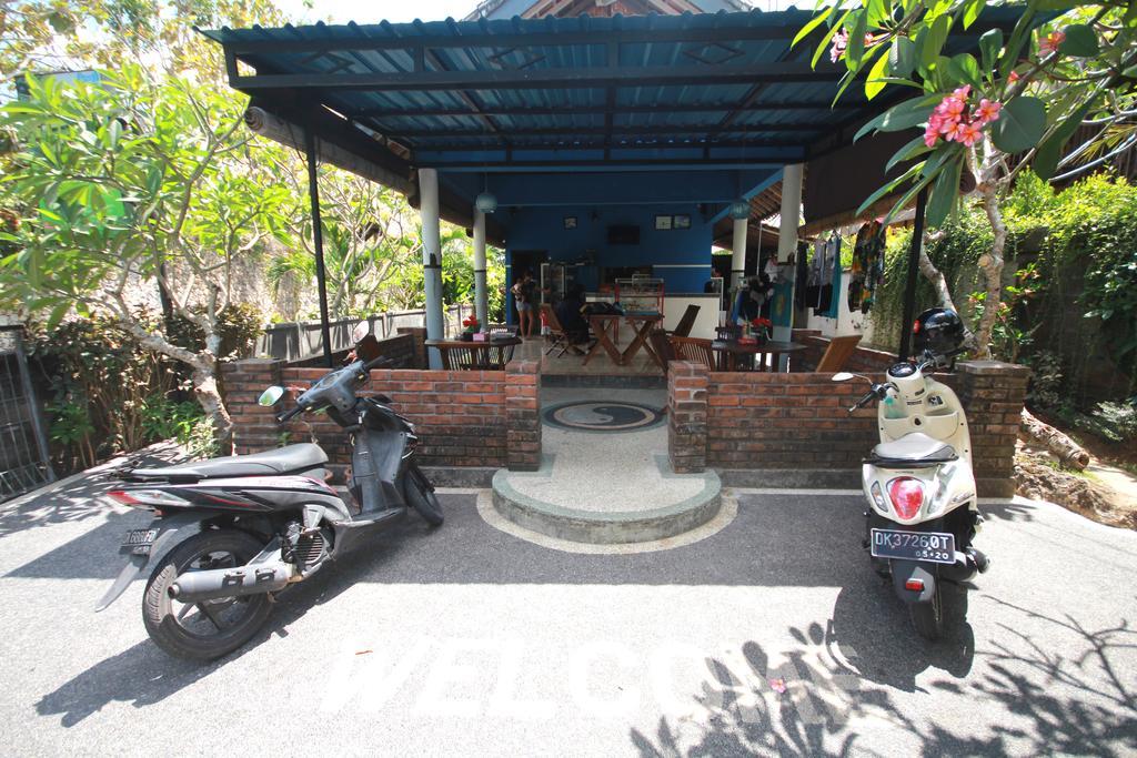 Rambo Homestay Uluwatu Exterior foto
