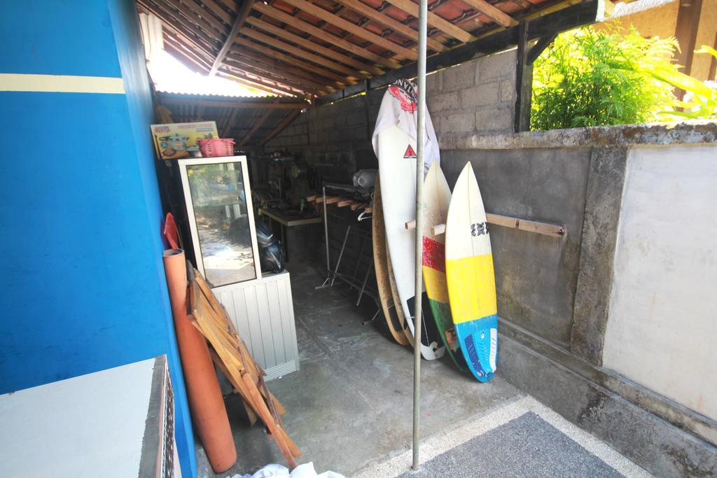 Rambo Homestay Uluwatu Exterior foto